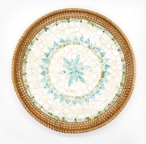Elegante bandeja de nácar con borde de ratán para decoración de mesa, placa de fregona, bandejas para servir alimentos HNHCraft, diseño OEM en Vietnam - Product Image 2