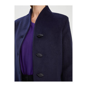 เสื้อแจ็คเก็ตคอเต่าผสมขนสัตว์สำหรับผู้หญิง BGN รุ่น W24J099 - Product Image 6