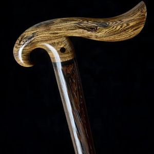 15 años de diseño personalizado de fábrica Popular 122cm barnizado Camping madera senderismo bastón - Product Image 1