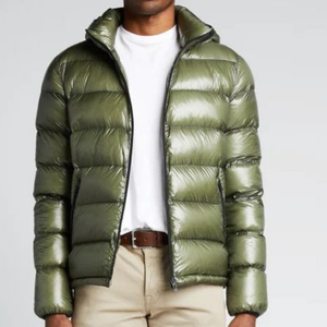 Chaqueta Acolchada con Capucha para Hombre, con Bolsillos con Cremallera, Impermeable y Cortavientos, Ropa de Abrigo Informal para Invierno - Product Image 1