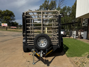 Remolque para Ganado de Alta Resistencia, Remolque Transportador de Ganado Premium, Construido con Estructura de Acero Reforzado para Ganado Vacuno, Ovino y Porcino - Product Image 4
