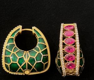 Boucles d'oreilles Kundan de qualité supérieure, plaquées or, au look traditionnel, pour les mariages et les fêtes, pour femmes et filles - Product Image 5