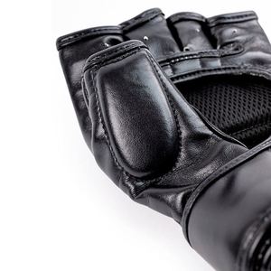 Guantes de MMA Profesionales de Medio Dedo Más Vendidos, Color Negro, Cuero, Guantes de Competición de Lucha MMA con Logotipo Personalizado - Product Image 5