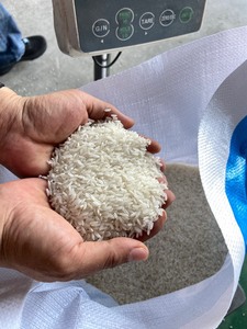 Prix le moins cher LONG GRAIN RIZ BLANC 5% Emballage cassé Sac Jumbo/BOPP/PAPE/PP sac | + 84-944500504 - Product Image 5