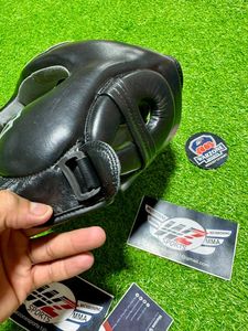 Protector de Cabeza de Boxeo de Cuero WARZONE SPORTS al por Mayor, Cierre de Gancho y Bucle, Protección Ajustable, Color Personalizado, Talla Adulto, OEM - Product Image 3