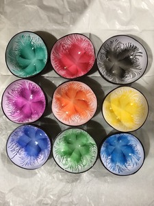 กะลาเคลือบเงาขายส่งภายในชามมะพร้าวหลากสีสำหรับตกแต่งผลิตในเวียดนาม - Product Image 3