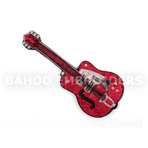DISEÑO GUITARRA INSIGNIA BORDADA SEDA - Product Image 1