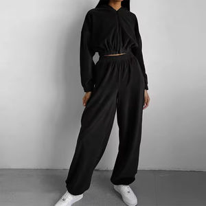 Crop top de haute qualité avec logo personnalisé, streetwear lourd, fermeture éclair, streetwear tendance, nouveauté, vêtements d'extérieur d'automne pour femmes - Product Image 3