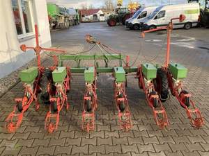 Semoir à maïs agricole de nouvelle conception prêt à être expédié, 4 rangs, planteur de maïs avec engrais, semoir précis pour maïs à vendre - Product Image 6