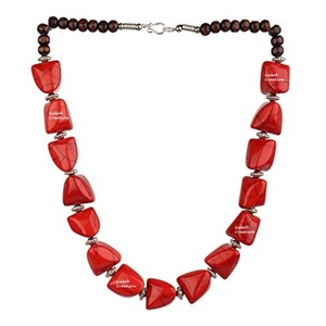 Collar grueso de mujer con declaración audaz, cuentas de piedra de resina roja hechas a mano para fiesta de moda, Ropa Étnica - Product Image 1