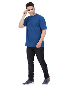 Camiseta de algodón con cuello redondo para hombre en diferentes métodos de impresión y material Camiseta de cuello redondo para hombre en stock a la venta - Product Image 1