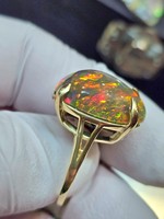 Bague en argent sterling 925 plaqué or rose 14 carats avec opale ovale grande taille à feu arc-en-ciel foncé sertie clos, certifiée IGI, haute qualité, tendance