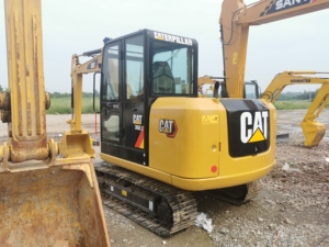 Excavatrice d'occasion Caterpillar 306 306E 306E2 avec composants de moteur et de pompe essentiels, moteur turbo 2.4L, poids opérationnel de 6 tonnes, certifiée CE - Product Image 3