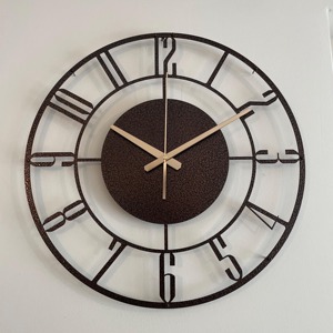 Horloge murale moderne ronde en métal noir Design minimaliste élégant parfait pour la décoration du salon, de la chambre, du bureau et du couloir - Product Image 1