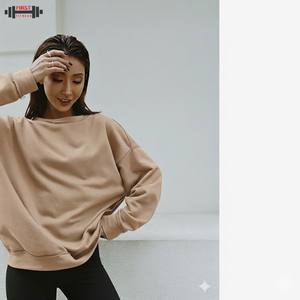 Vente directe d'usine Nouveau style Sweat-shirt à capuche pour femme en polyester/coton mélangé à séchage rapide pour l'hiver Nouvelle arrivée Haute qualité - Product Image 1
