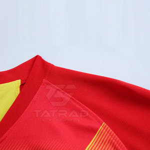 Uniforme de Fútbol Personalizado con Servicio OEM, Pantalones Cortos Estampados, 100% Poliéster, Secado Rápido, Ligero, Transpirable, para Hombre Adulto, Precio Bajo - Product Image 3