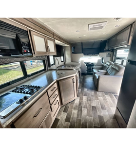 Caravana Usada T-h-o-r C-h-a-t-e-au 31W del 2020 en Venta con Descuento - Product Image 3