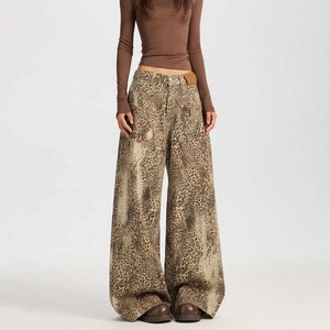 กางเกงวอร์มทรงหลวมขาบานผ้าฝ้ายคุณภาพสูงแบบย้อมสีเอซิดสไตล์วินเทจสีดำ - Product Image 3