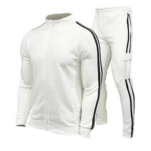 Ensemble de survêtements unisexes 100 % polyester pour l'automne, décontracté, respirant, léger, coupe classique, teint en pièce, style streetwear - Product Image 1