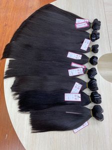 Trama de cabello Remy de calidad de lujo Estilo de onda recta sedosa con color natural Sin desprendimiento ni enredos - Product Image 6