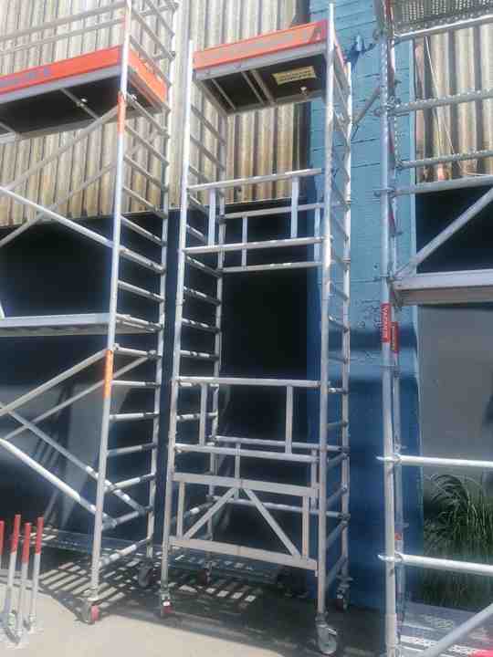 4m-6m Height Aluminium Mobile Scaffolding Tower with Easy Install High-Quality Aluminum Stair Scaffolding Portable Indoor Moving