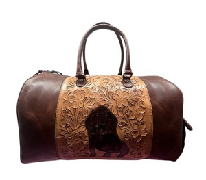 Bolsa de Viaje de Cuero con Diseño Tallado, Bolso de Mano Espacioso para Viajes Cortos, Equipaje de Fin de Semana - Product Image 3