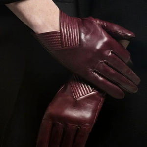 Gants ajustables en cuir Gants habillés confortables de qualité supérieure pour hommes Gants de conduite en plein air parfaits pour les utilisations quotidiennes - Product Image 1