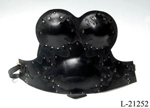 Armadura Medieval de Cuero Negro - Product Image 6
