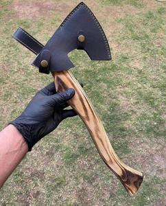 Hacha vikinga hecha a mano personalizada con cabeza de acero al carbono grabada y Funda de cuero para acampar al aire libre y hacha de regalo - Product Image 5