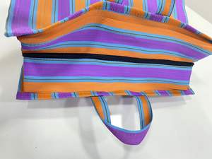 Sacs cosmétiques de plage recyclés Handloom personnalisés écologiques Étuis à provisions en plastique tissé à rayures à la mode avec fermeture à glissière réutilisable - Product Image 2