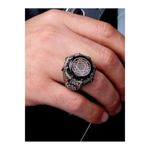 แหวนเงินผู้ชาย - ตัวเรือนทรงรีประดับด้วยพลอยเพทายและลายตราประทับของโซโลมอน ดีไซน์พิเศษ - Product Image 2