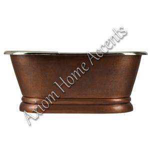 Elegante bañera de cobre con diseño independiente de acabado liso, perfecta para baños de lujo de Axiom Home Accents - Product Image 1