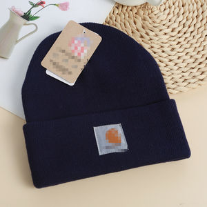 Écusson de broderie personnalisé avec logo pour l'hiver Bonnet en acrylique tricoté avec nœuds noirs unis 60 couleurs pour hommes femmes à revers en acrylique pour la plage - Product Image 6