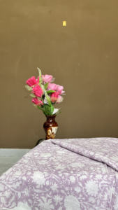 Tela de Algodón Estampada a Mano con Diseño Floral de Lavanda: Estampado Mughal para Coser y Acolchar por Yarda - Product Image 4