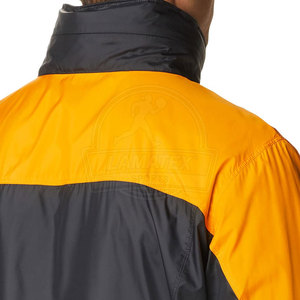 Cómoda chaqueta cortavientos con capucha con logotipo frontal Color personalizado Chaqueta de invierno de alta calidad Transpirable y ecológico - Product Image 6