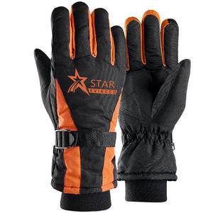 Gants de ski d'hiver imperméables et antidérapants Mittens Warm Outdoor Sports Gear for Snowboard Made in Pakistan - Product Image 1