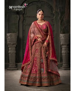 Lavendar One Piece LehengaCholi pakistanais pour les femmes dans la conception de vêtements de festival de mariage indien - Product Image 6