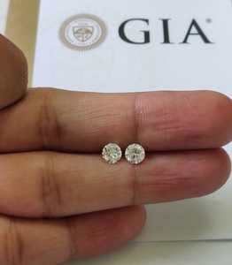 Diamant rond de couleur E-F blanc naturel taille brillant Vs 4mm - Product Image 2