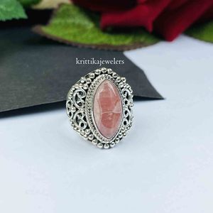 Bague Unisexe Classique en Argent Sterling 925 avec Pierre Précieuse Naturelle de Rhodochrosite Faite à la Main, Sertie en Lunette, Idéale pour Fiançailles, Fêtes et Mariages - Vente en Gros - Product Image 2