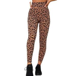 Mallas de compresión para correr de cintura alta para mujer, mallas de diseño muy único para gimnasio, pantalones de yoga con estampado de leopardo, mallas de alta moda - Product Image 3