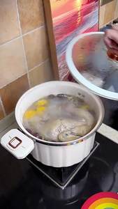 Marmite à micro-pression de grande capacité Pot à soupe universel antiadhésif multifonction à double oreille Micro autocuiseur - Product Image 2