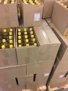 Huile de carthame riche en acide oléique, huile de cuisson pure, bouteille en plastique de 1,89 L, huile de tournesol raffinée, huile de carthame pour la cuisson - Product Image 2