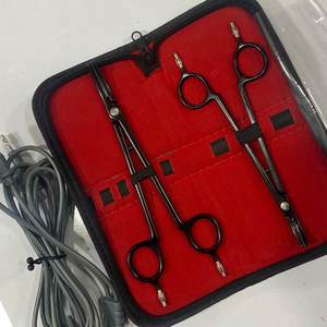 Our Best Ensemble de pinces à sceller les artères bipolaires Ensemble d'instruments chirurgicaux antiadhésifs, réutilisables et de qualité supérieure Qualité allemande - Product Image 4