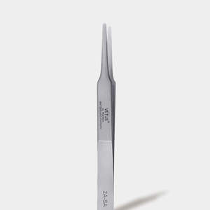 Pince à épiler Vetus en acier inoxydable argenté, modèle 2A-SA, pointe de précision, fibres de qualité supérieure, formes lisses, 119 mm - Product Image 1