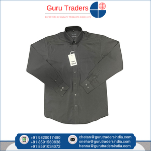 Chemise noire formelle de superbe qualité pour hommes, tissu polyester x viscose lin personnalisable, motif solide avec col boutonné - Product Image 2