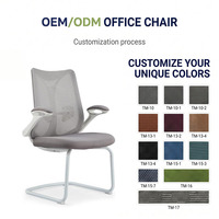 Chaise de bureau ergonomique moderne à dossier haut en maille respirante, hauteur réglable, siège en mousse moulée, base en acier