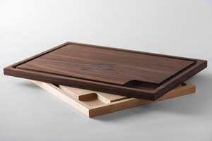 เขียงไม้เนื้อแข็งลายไม้วอลนัท พร้อมร่องน้ำผลไม้แบบเอียง  สามารถสลักชื่อได้ เหมาะสำหรับหั่นผักและเชฟ - Product Image 3