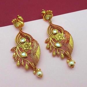 Pendientes colgantes finos Nikita Arts piedra chapada en oro y granate Meenakari cobre mate 1313122A modelo - Product Image 1