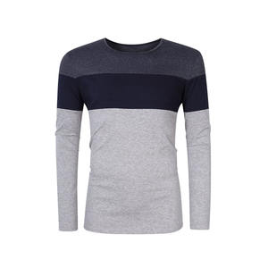 เสื้อยืดบล็อกสีพรีเมี่ยมของผู้ชายที่ถูกออกแบบมาให้มีความเปรียบต่างแผงหนาและเนื้อผ้านุ่มสบายสำหรับสวมใส่สบาย - Product Image 1