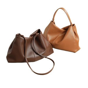 High Quality Top Grain Leather Tote <b>Bag</b> Style Large Crossbody Handbag Zipper Casual Pillow <b>Bag</b> Durable for Commuting <b>Work</b> Pack - Product Image 1